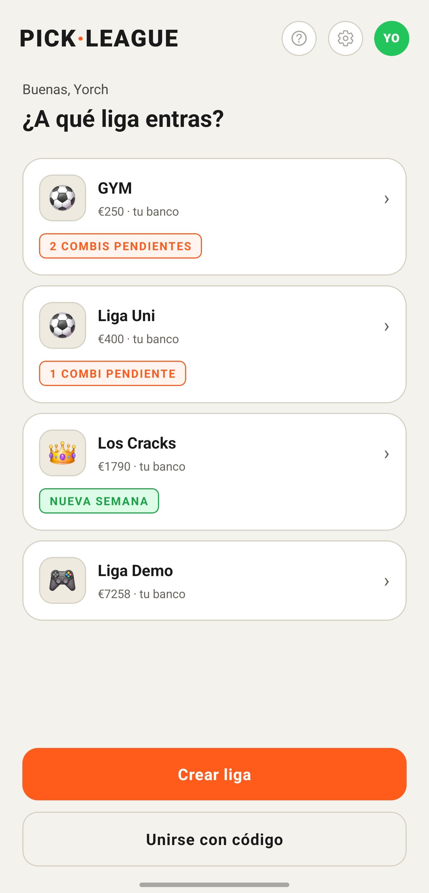 Pantalla principal de PickLeague con tus ligas privadas: GYM, Liga Uni, Los Cracks, Liga Demo.
